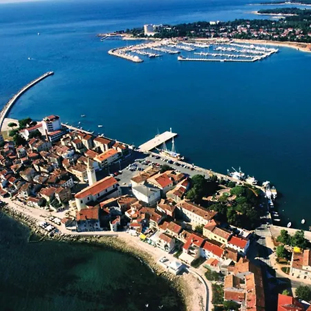 Daire Comfortable In Umag With Parking Space Murine
