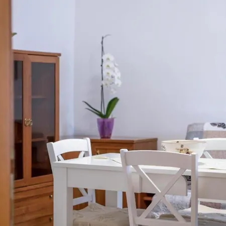 Comfortable In Umag With Parking Space *