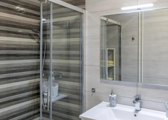 Comfortable In Umag With Parking Space Apartman *